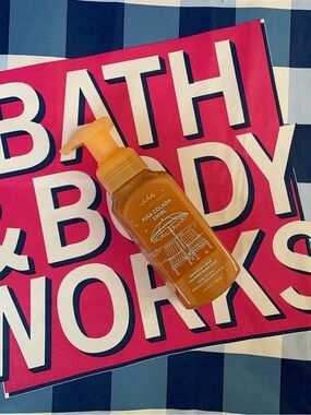 NWT Bath & Body Works Piña Colada Swirl Foaming Hand Soap